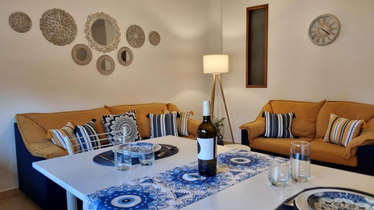 Apartment Cypress Garden House