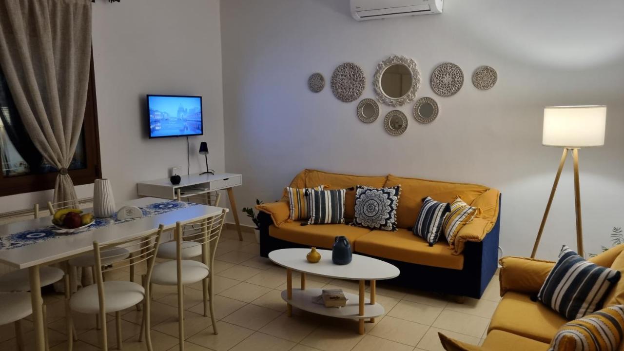Apartment Cypress Garden House Gazi